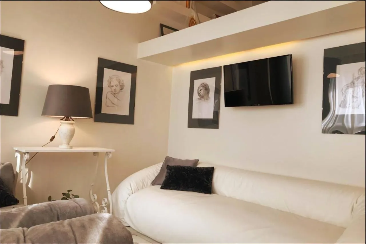 Appartamento In Affitto Milano Brera - Elegant Apartment In Brera 0*, Milan