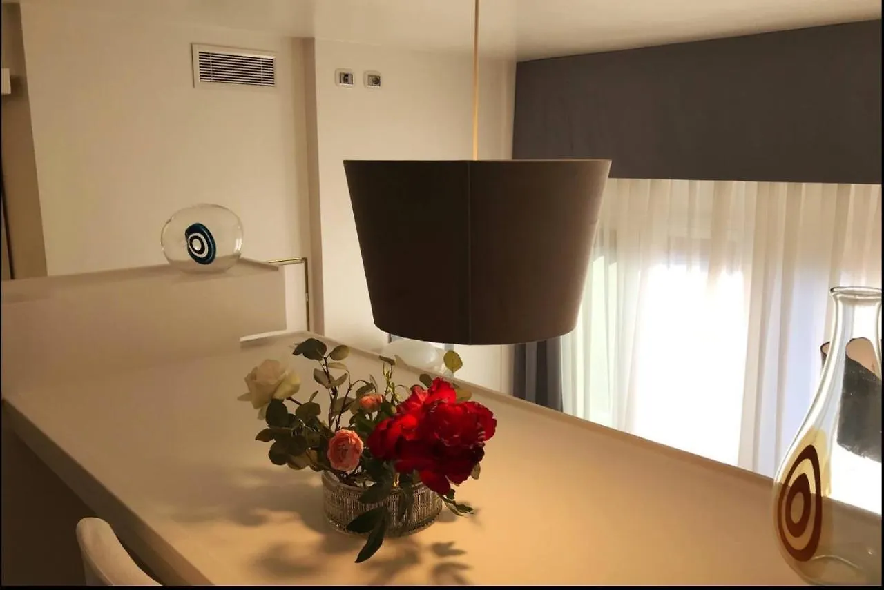 Appartamento In Affitto Milano Brera - Elegant Apartment In Brera Milan