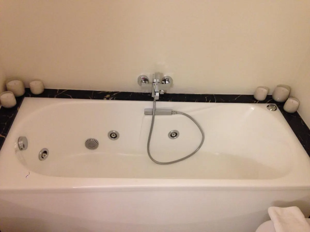 Appartamento In Affitto Milano Brera - Elegant Apartment In Brera